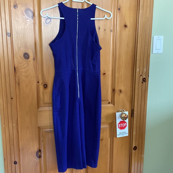 Stunning electric purple color! - Picture 2 of 3